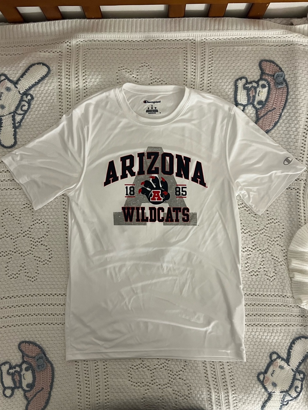 University of Arizona t shirt